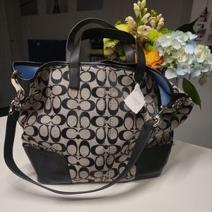 Coach Bag F28981 Hadley Signature Bag in Black